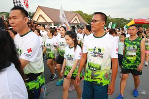 BIB: 2487, 1060
                            <button type="button" onclick="openModal(3530919)" class="btn btn-primary btn-sm float-right btn-popup" data-toggle="modal" data-target=".modal-high-quality">
                        <i class="fas fa-shopping-cart"></i> Add to Cart
                    </button>
                                            <button type="button" onclick="isThisMe(3530919, true)" class="btn btn-success btn-sm float-right btn-popup btn-isme hidden" data-toggle="tooltip" data-placement="bottom" title="นี่คือรูปของคุณใช่ไหม คลิกที่นี่เพื่อเอาเข้าอัลบั้ม">
                        <i class="fas fa-plus"></i> Add to album
                    </button>
                    <button type="button" onclick="isThisMe(3530919, false)" class="btn btn-warning btn-sm float-right btn-popup btn-isnotme hidden">
                        <i class="fas fa-ban"></i> Remove from album
                    </button>